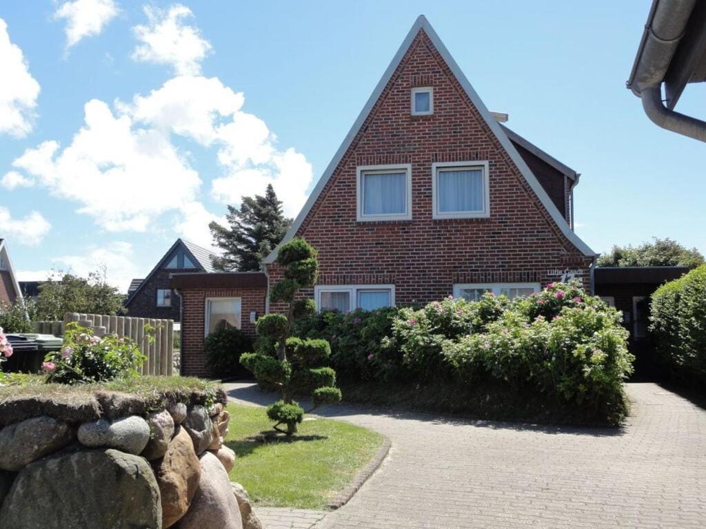Ferienhaus 1 With Southeast Terrace, Luetje Gaadt